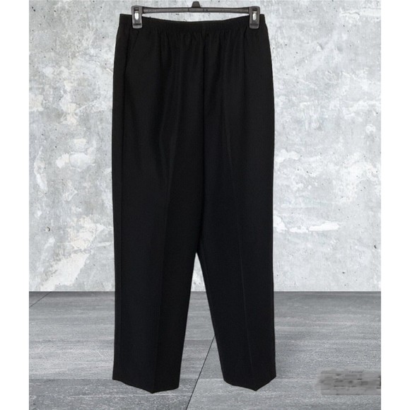 Alfred Dunner Pants Womens Size 18 Black Proportioned Medium pull on New w/flaw - Picture 2 of 9